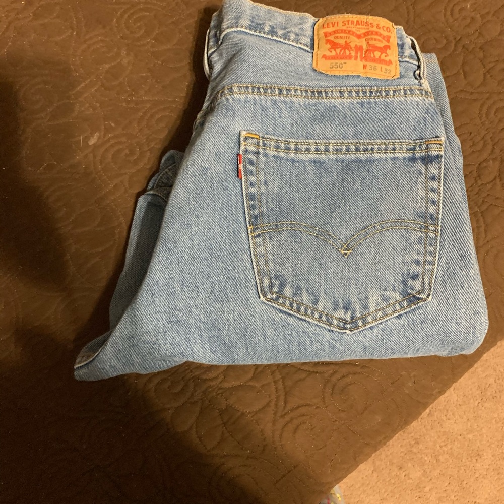 MENS LEVI 550 36/29